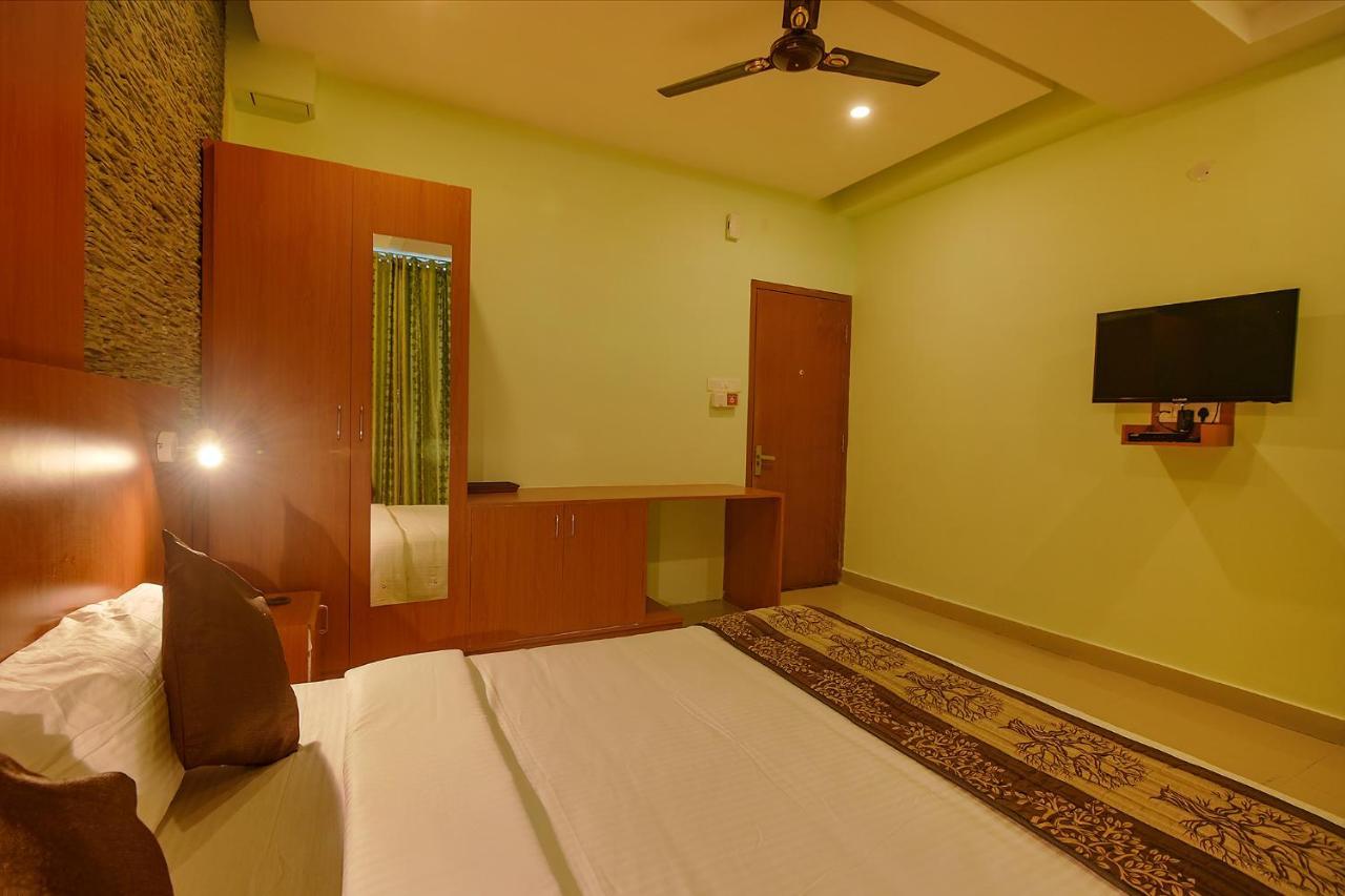 Fabhotel The Btm Palace - Btm Layout Nr Gopalan Innovation Mall Bengalúr Exteriér fotografie