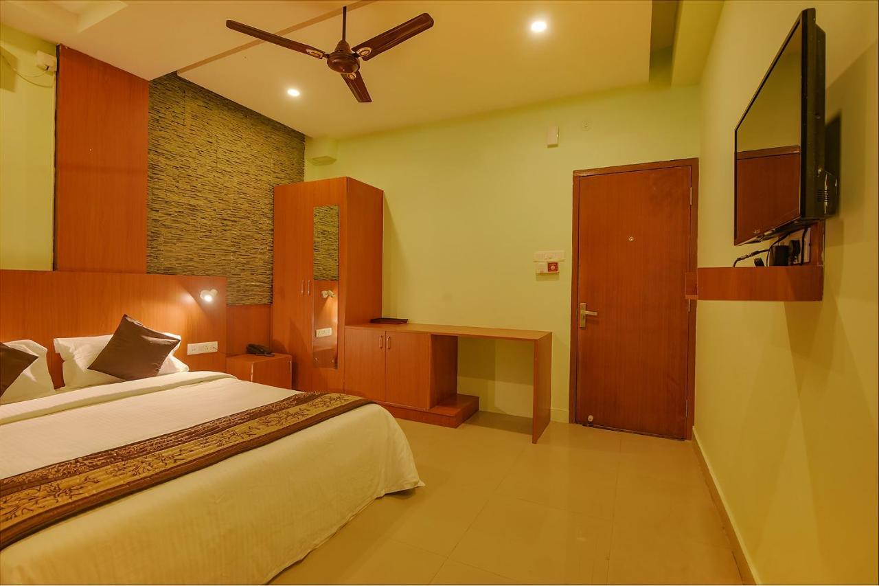Fabhotel The Btm Palace - Btm Layout Nr Gopalan Innovation Mall Bengalúr Exteriér fotografie