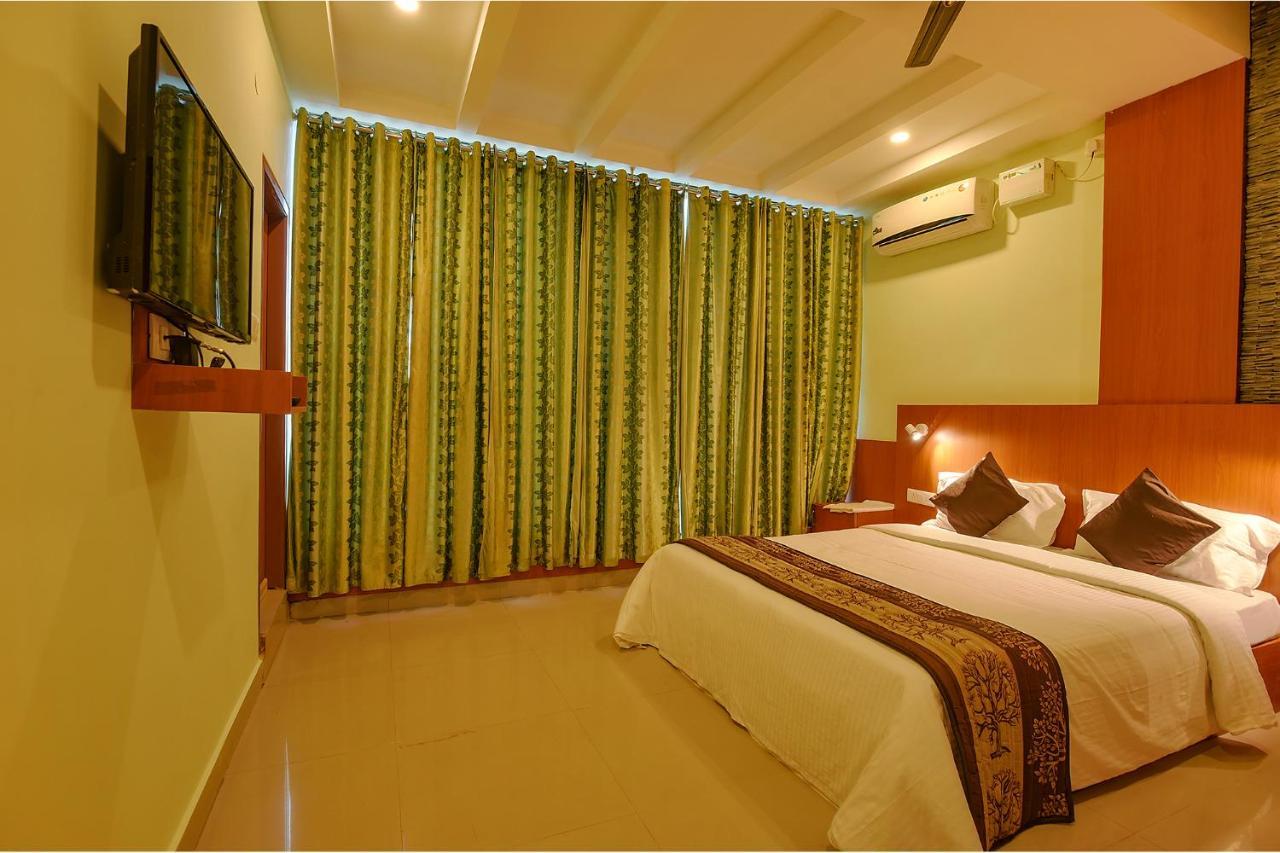 Fabhotel The Btm Palace - Btm Layout Nr Gopalan Innovation Mall Bengalúr Exteriér fotografie