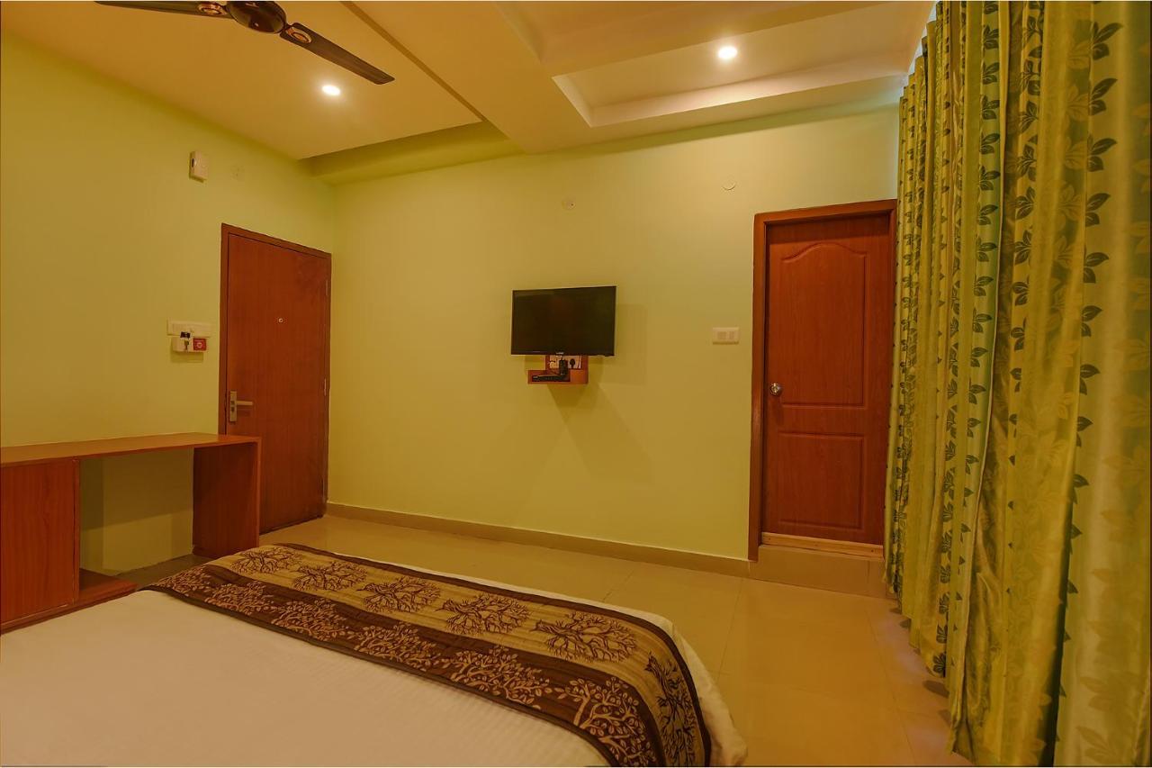 Fabhotel The Btm Palace - Btm Layout Nr Gopalan Innovation Mall Bengalúr Exteriér fotografie