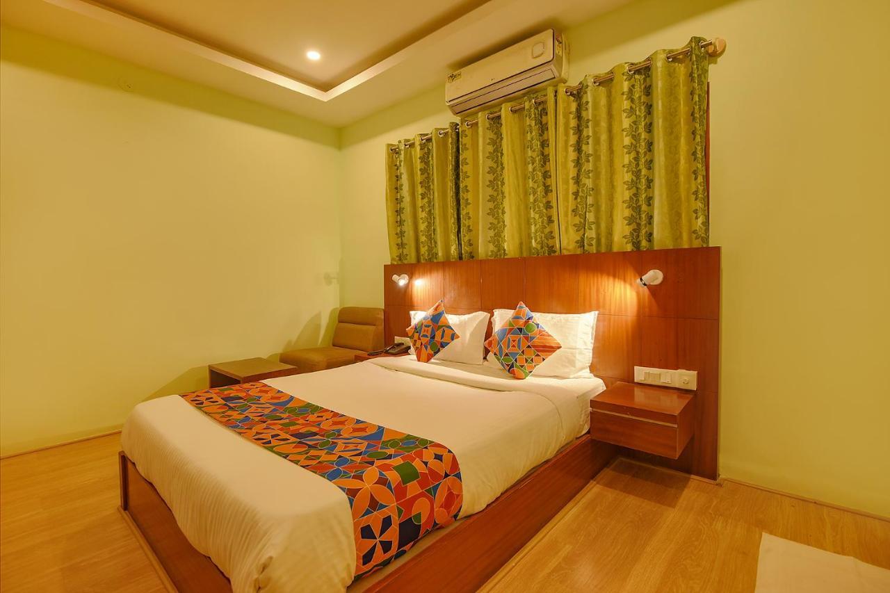 Fabhotel The Btm Palace - Btm Layout Nr Gopalan Innovation Mall Bengalúr Exteriér fotografie